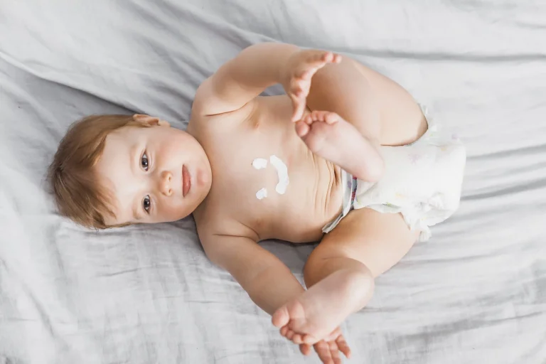 Produits adaptés contre les irritations cutanées de bébé